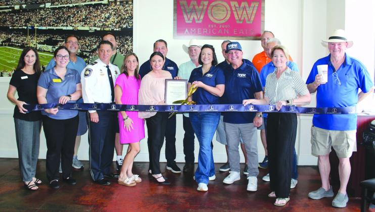St. Bernard Chamber Celebrates the Reopening of WOW American Eats with Ribbon Cutting Ceremony