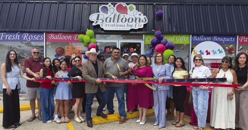 St. Bernard Chamber of Commerce Celebrates Re-Grand Opening of Balloons by Liz
