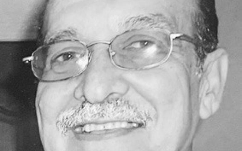 Robert J. Pell, Jr.