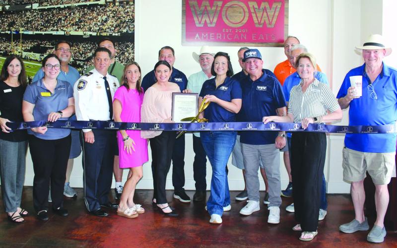 St. Bernard Chamber Celebrates the Reopening of WOW American Eats with Ribbon Cutting Ceremony