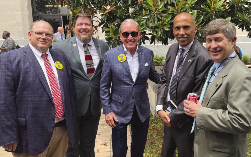ST. BERNARD SHINES IN BATON ROUGE