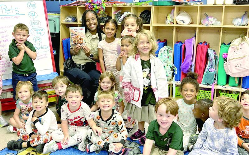 SBSO Corrections Division Dep. Paradise Donaldson read to Joseph Davies Elementary School students during Literacy Week.