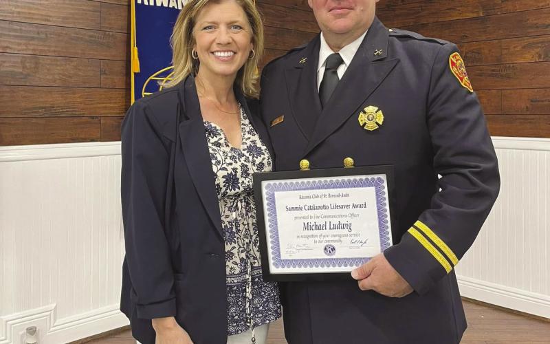 Fire Communications Officer Receives Sammie Catalanotto Lifesaver Award