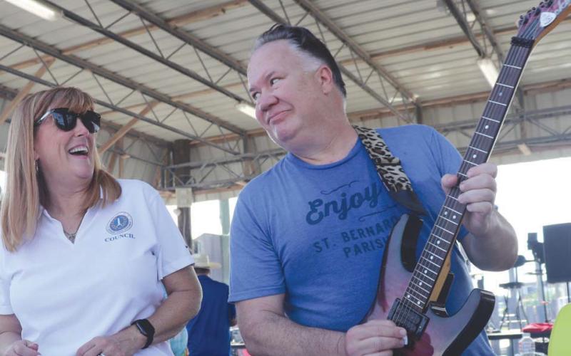 Council Member Patrice Cusimano and Kerry Sweeney (of local favorite band “Tongue and Groove”). Photo taken by Tony Peralta