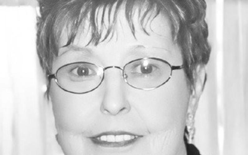 Marie Olivia Andre Frame