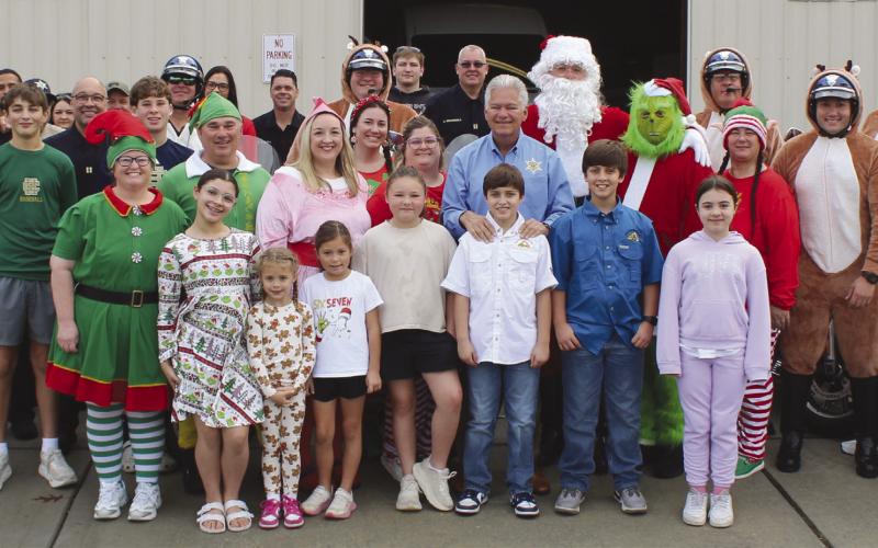 SBSO C.O.P.S. for Christmas Brings Holiday Cheer to Families in Need