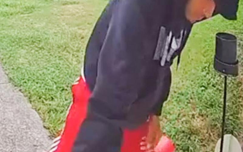 SBSO seeking public's help to identify &amp; locate suspect involved in theft