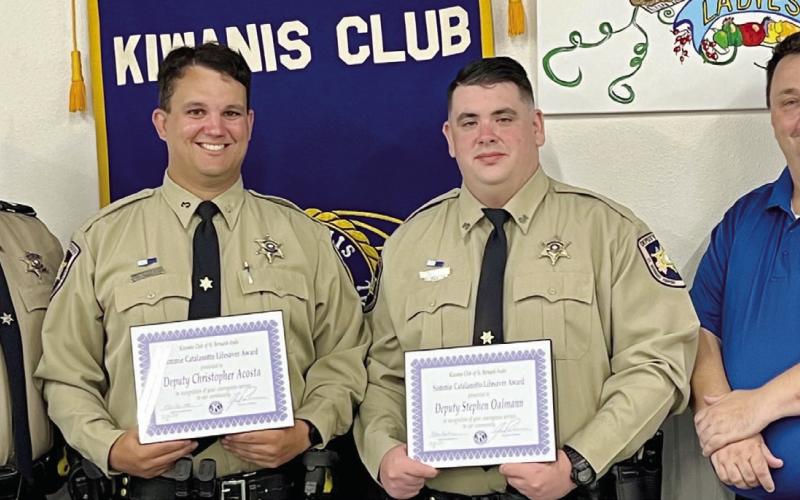 St. Bernard Sheriff’s Office Deputies Christopher Acosta and Stephen Oalmann, both of the Field Operations Bureau’s Patrol Division’s 3rd Platoon, received the Kiwanis Club of St. Bernard-Arabi Sammie Catalanotto LifeSaver Award. Pictured, from left: Maj. Walter Dornan, Sgt. Gary Noriea, Dep. Acosta, Dep. Oalmann, Kiwanis Guest Speaker Coordinator Ellis Fortenberry and Col. Chad Clark.