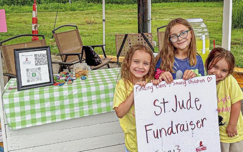 Em and Lyd’s lemonade fundraiser for St. Jude Children’s Hospital exceeded their goal of $250 and collected $676. Pictured, from left: Emma, Shelby and Lydia. Hosted by Dominique Mauroner.