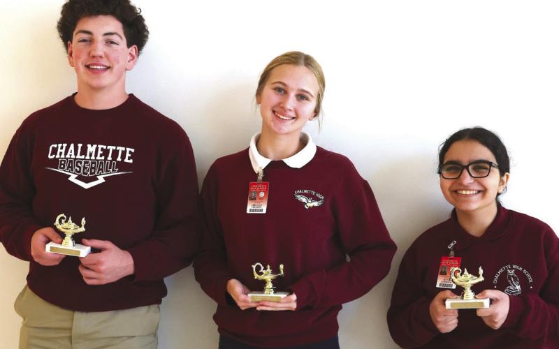 Onsets Perfect Score for the Senior Division, Left to right: Connor Dewey, Abigayle Creason, Jenna Jamhour