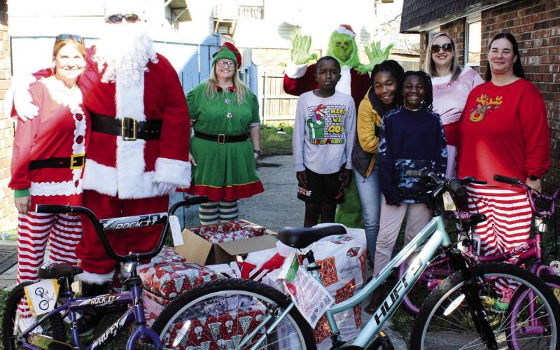 C.O.P.S. for Christmas Brings Holiday Cheer to Families in Need