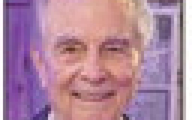 Robert E. Ducombs