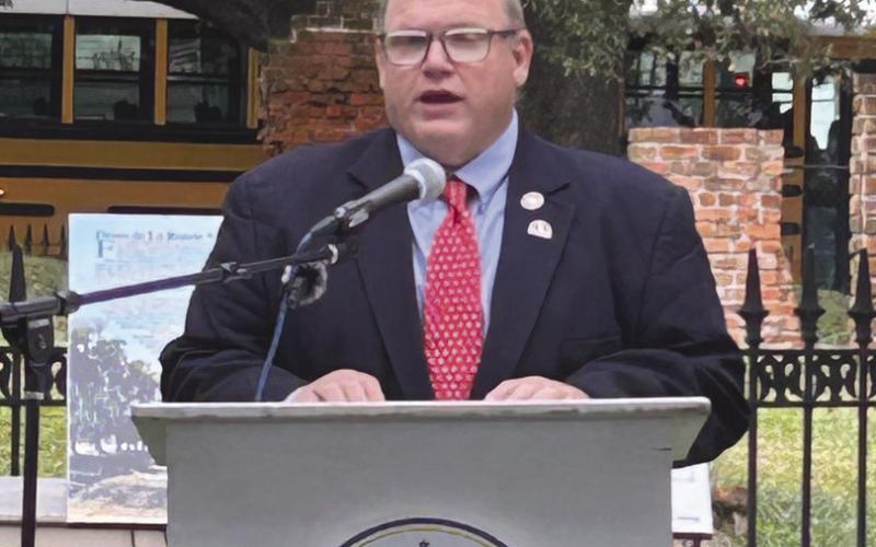 Parish President Louis Pomes and State Rep. Mike Bayham speak at wreath laying ceremony hosted by the Daughters of the British Empire.