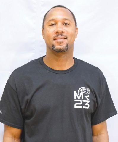 Devon Je erson Sr.