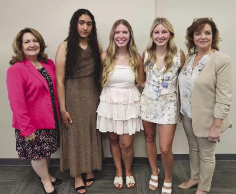 St. Bernard BPW Presents Scholarship Awards at Latest Meeting