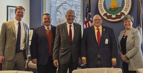 Representative Bayham met with USDA Ocials at their headquarters in Washington, DC.