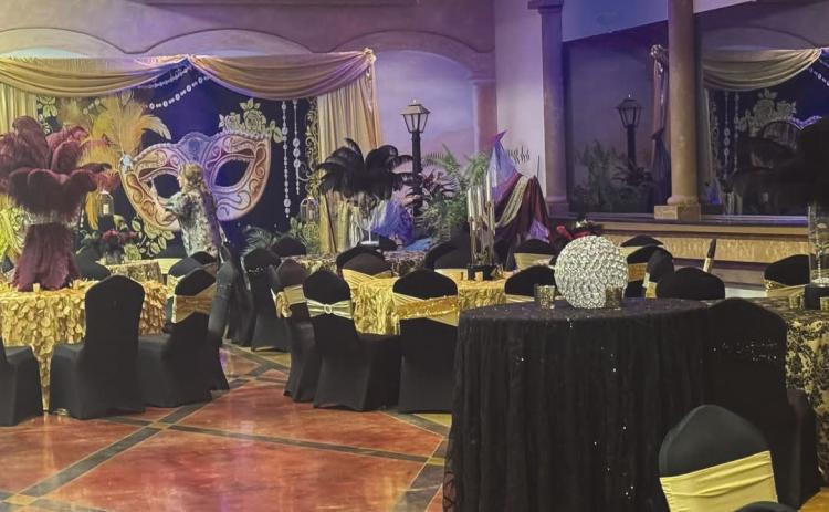 Phyllis Diecidue deserves some kudos for her hard work transforming the venue, La Bella Vita, into a regal setting for this year’s Chalmette High School Prom.
