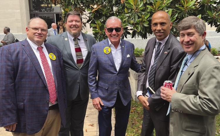 ST. BERNARD SHINES IN BATON ROUGE