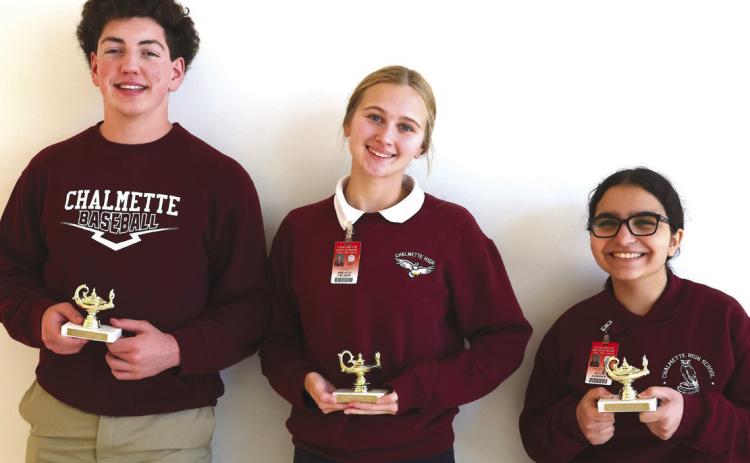Onsets Perfect Score for the Senior Division, Left to right: Connor Dewey, Abigayle Creason, Jenna Jamhour